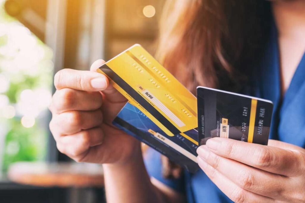Best Credit Cards for Black Friday Shopping 2025: Maximize Your Rewards and Cash Back